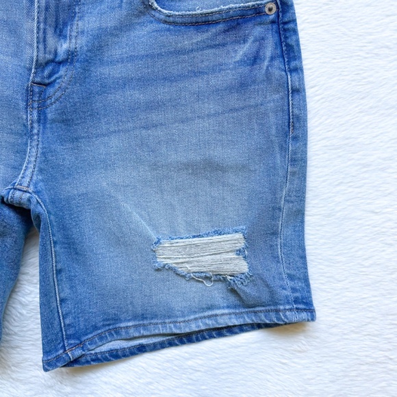 Lucky Brand The Roll Up Distressed Midrise Stretch Denim Jean Shorts - Picture 10 of 10